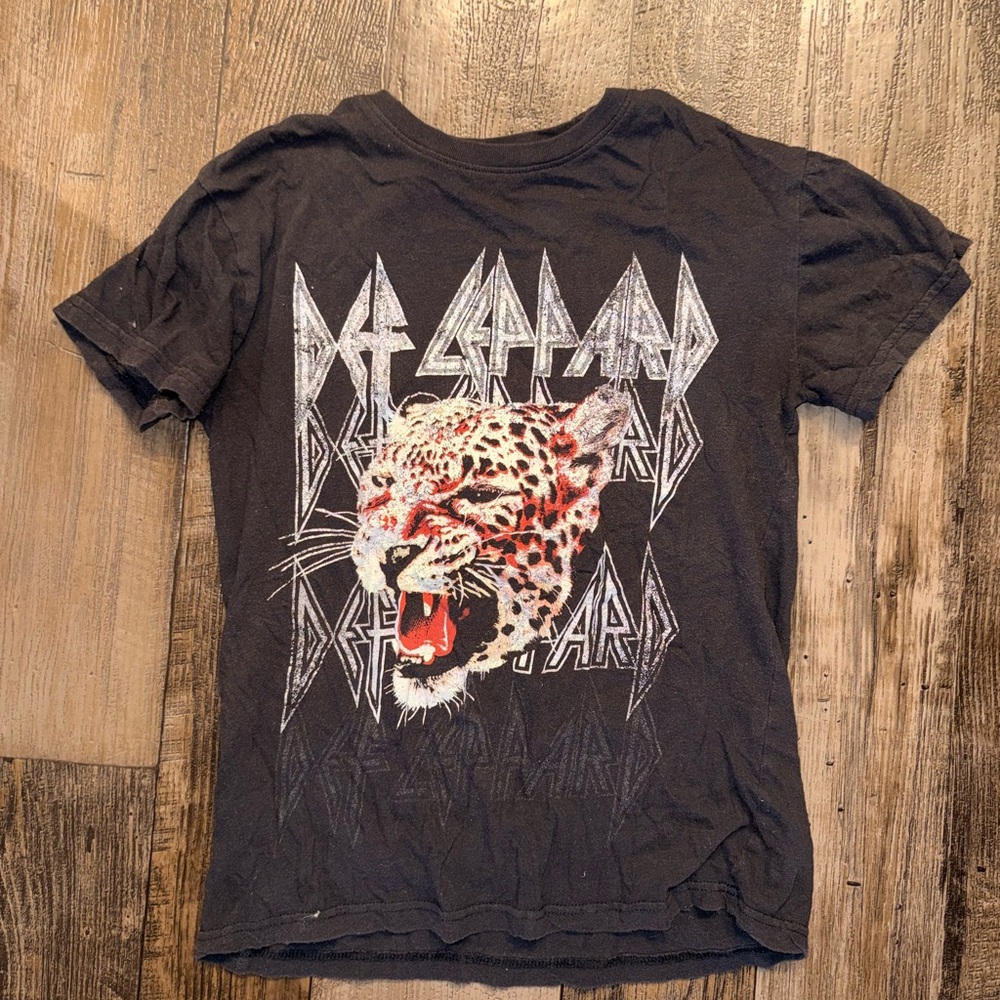 Def Leppard Black Graphic T-Shirt